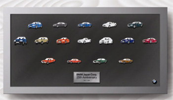 BMW Japan 25th Anniversary～記念Tシャツ、ピンズ・コレクション 