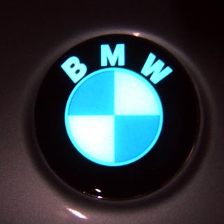 目立ちすぎ 光るbmwのエンブレム Bmwおたっきーず Blog Bmw総合情報ブログ